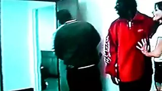 جسمي مثير امرأة سمراء مذهلة شهوانية يعطي اللسان ويحصل حفر ثقوب سكس مترجم عربي اجنبي