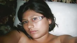 الساخنة صنم فاتنة سينثيا فيلونز هو التبول في سراويل استمناء كس سكس اجنبي عربي مترجم