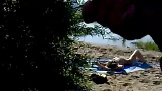 مجعد متحمس سمراء يأخذ فرصة أن يكون مارس الجنس من الخلف بالقرب من حمام السباحة افلام سكس اجنبي مترجمه