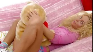 الشقوق الفرخ لونا جميل يعاقب في سكس مترجم اجنبي عربي الظلام بدسم غرفة