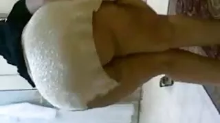 الساخنة بدم الأسود سمنة القفزات على نحيل الرجل في النمط راعية البقر افلام اجنبي مترجمة سكس