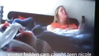 شاحب و عاهرة شقراء الرأس في سكس عربي افلام اجنبية مترجمة عربي جوارب شبكة صيد السمك يحصل أنالفوكيد